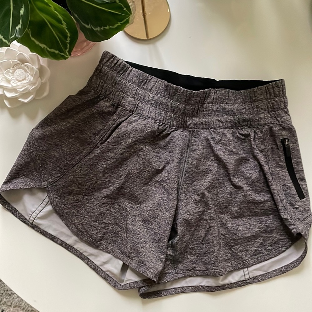 lululemon tracker shorts 4”